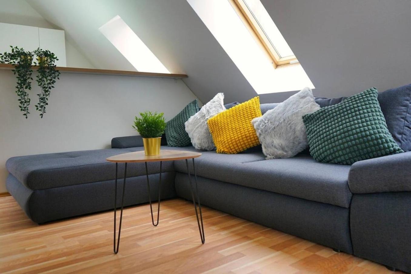 Beautiful Rooftop Apartment เวียนนา ภายนอก รูปภาพ